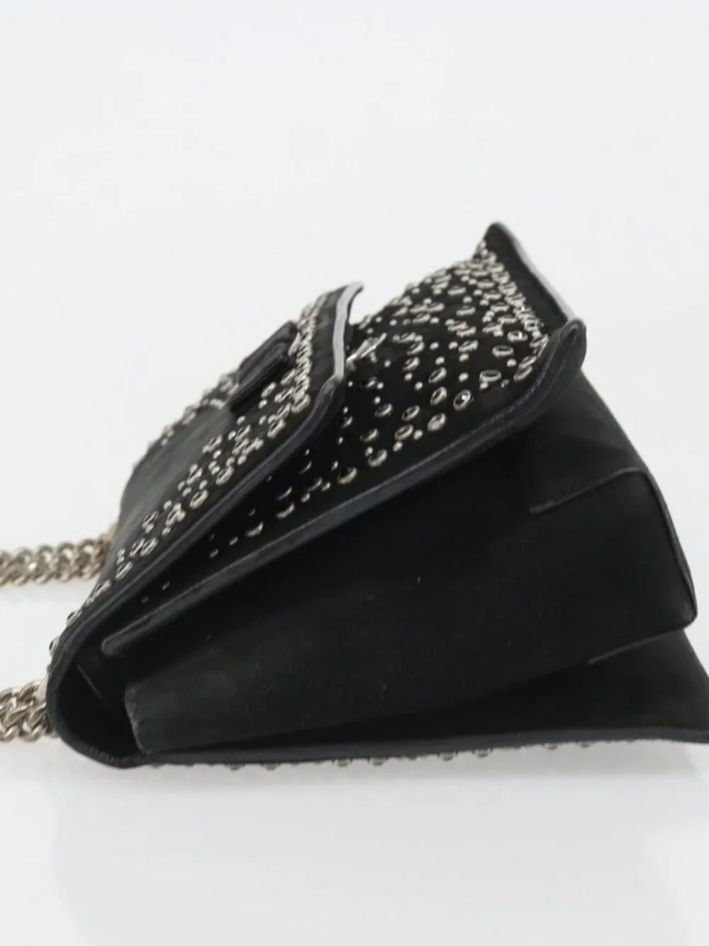 Salvatore Ferragamo Vala Chain Shoulder Bag Suede Black Silver Auth 187258A